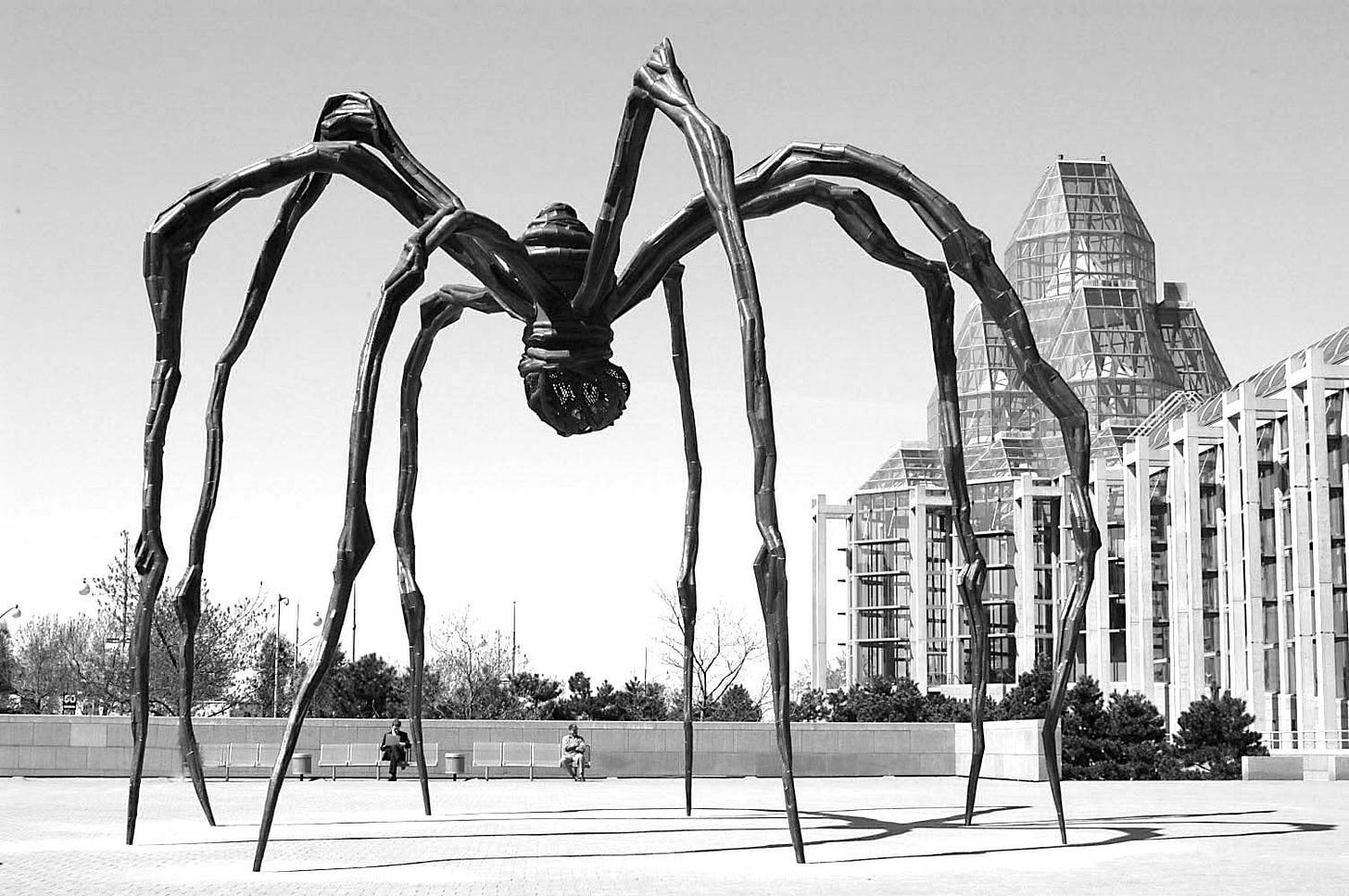 Louise Bourgeois, Maman (1999) : r/museum