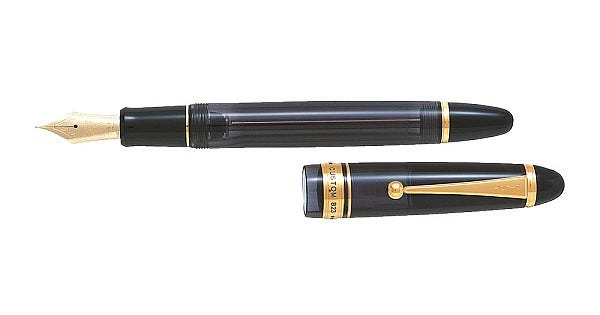 Pilot Custom 823 Black Fountain pen