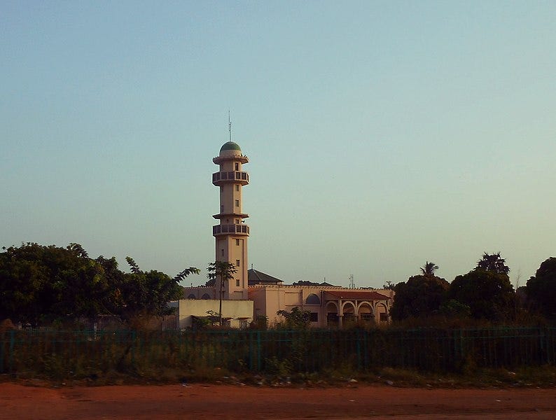 File:Mesquita em Bissau.jpg File:Mesquita em Bissau.jpg