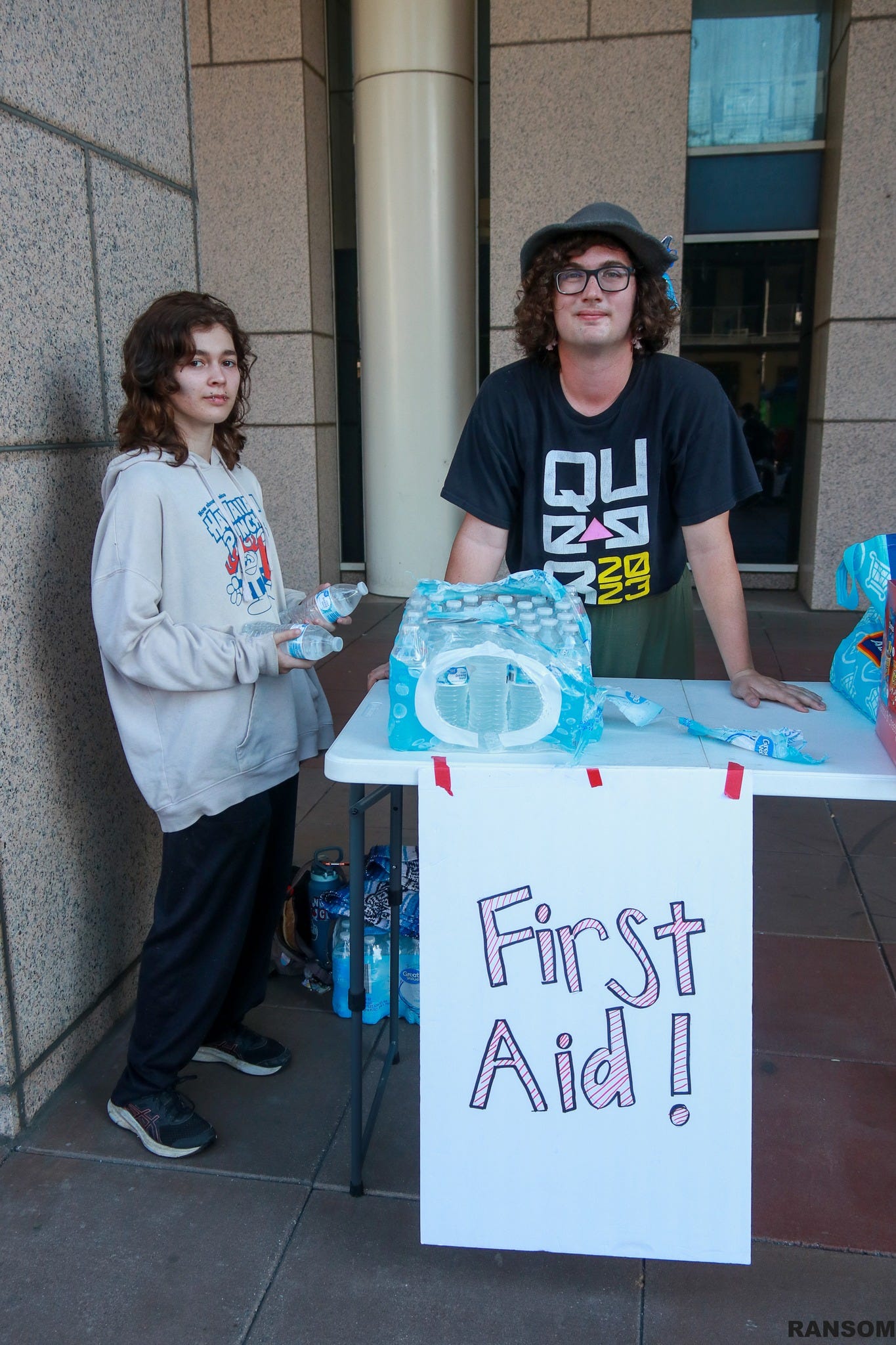 May be an image of ‎text that says '‎1은 INO NNC NN ون First St Aid! 000‎'‎