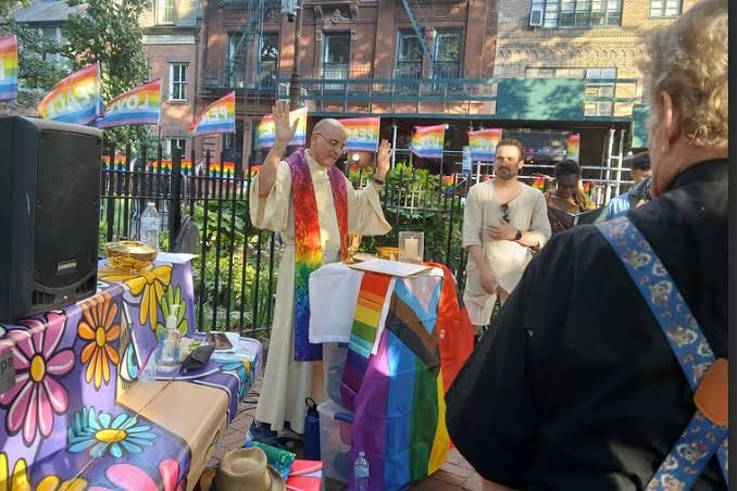 New York Priest Celebrates 'Pride Mass' Outside of Gay Monument — on LGBT  Flag| National Catholic Register