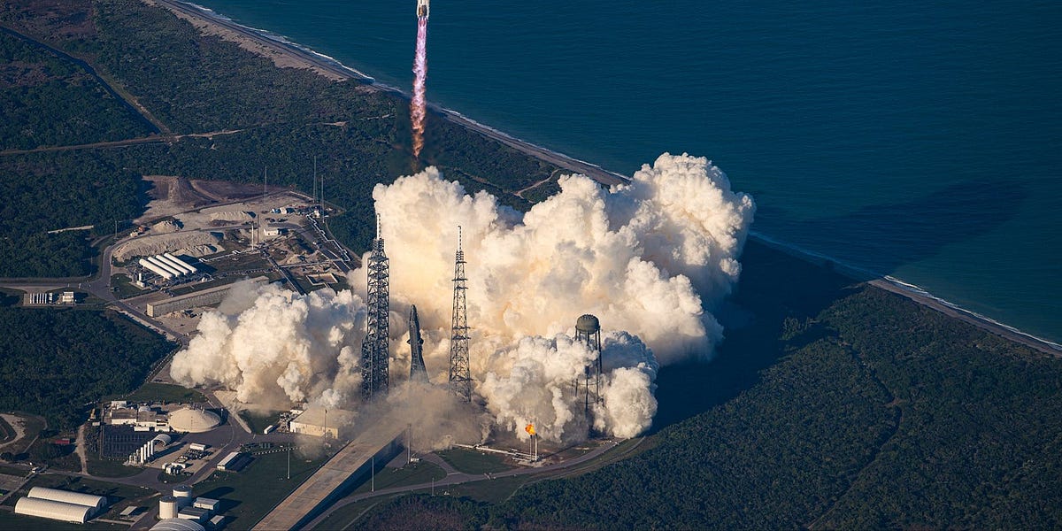 SpaceX Should Be Extremely Worried About Blue Origin