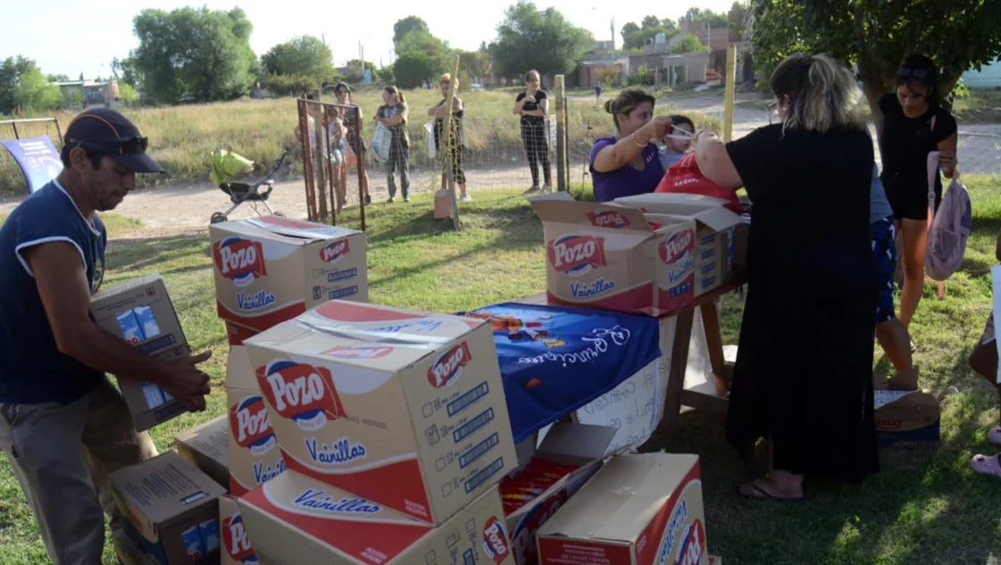 Merendero Los Principitos: prolongarán la campaña por útiles escolares y zapatillas