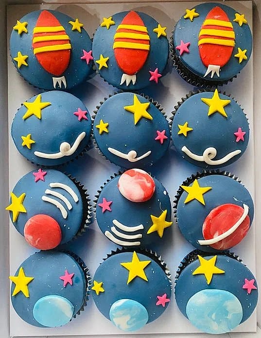 Outer space theme birthday cupcakes Outer space theme birthday cupcakes