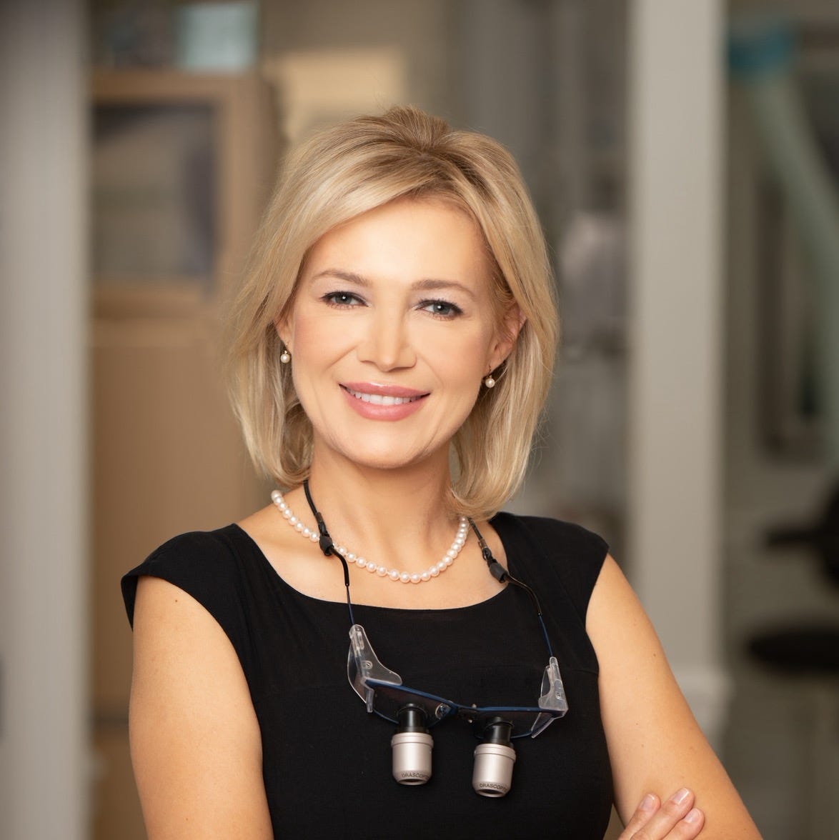 Dr Ilona Fotek logo