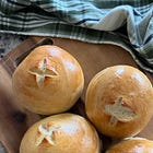 A cozy french onion soup recipe & a cozy book