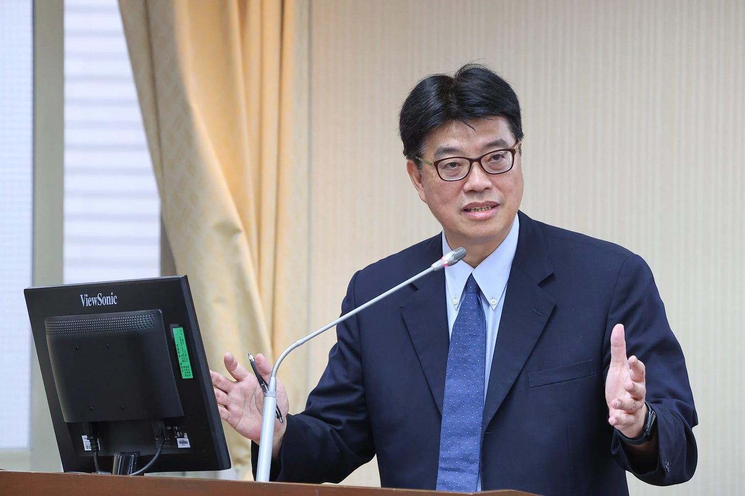 20250529-陆委会主委邱垂正29日于内政委员会备询。(颜麟宇摄) 20250529-陆委会主委邱垂正29日于内政委员会备询。(颜麟宇摄)