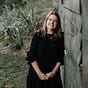 Lisa Buscomb's avatar