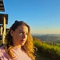 Isabella Gonçalves's avatar