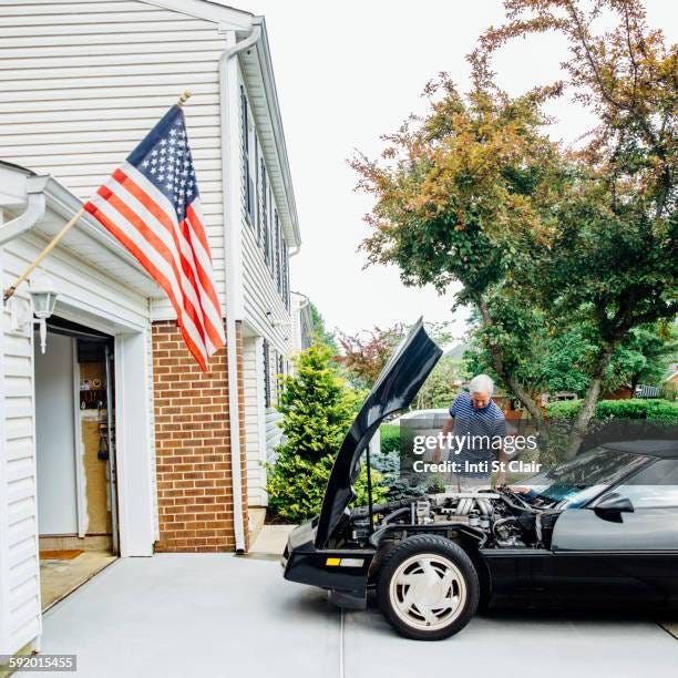 4,001 Car American Flag Stock Photos, High-Res Pictures, and Images - Getty  Images