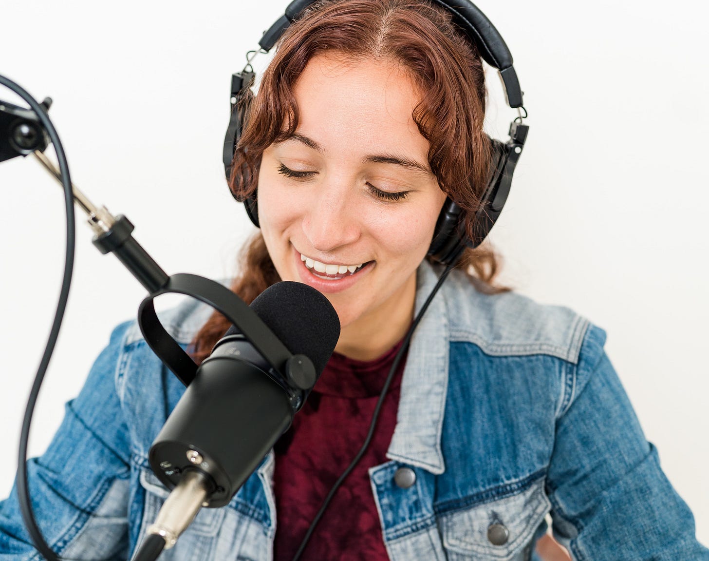 livestreamer with over-ear headphones and podcasting mic livestreamer with over-ear headphones and podcasting mic