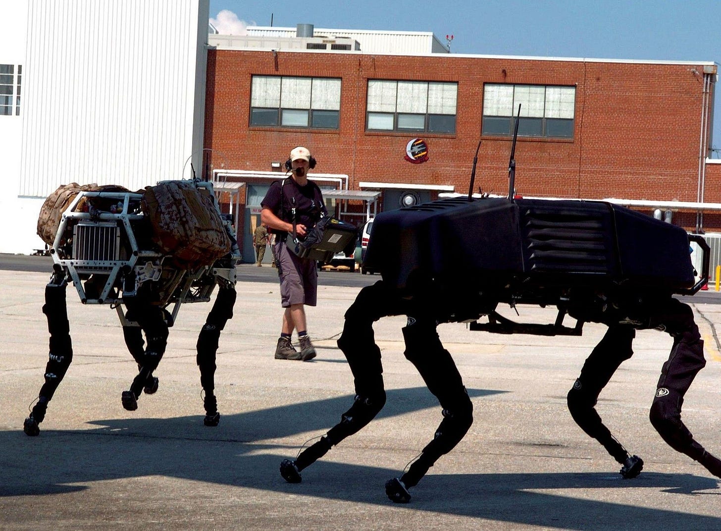 Boston Dynamics' hydraulic BigDog, photographed by the US Marine Corps in 2006.