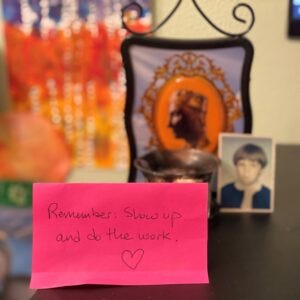 writing desk with note saying 