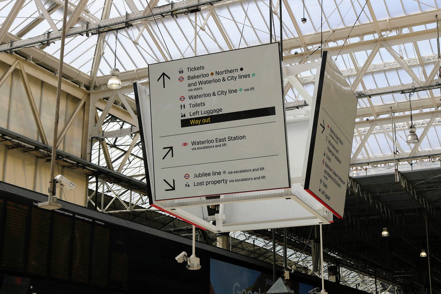 Photo of Network Rail style wayfinding at Waterloo station.