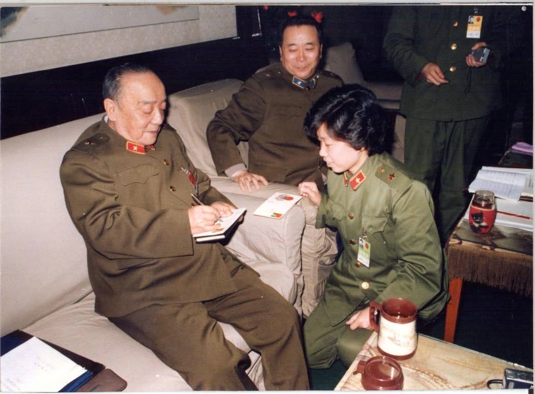 可能是包含下列内容的图片:上面的文字是“タ” 可能是包含下列内容的图片:上面的文字是“タ”