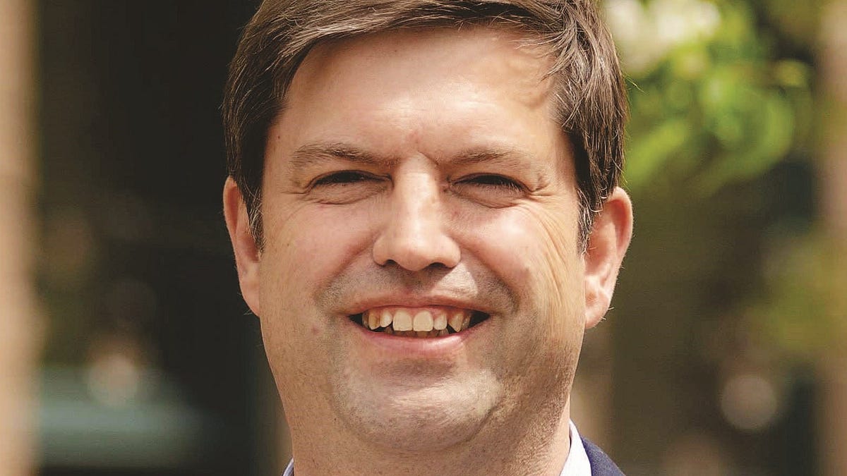 Ahlers selects Sisseton farmer, ex-lawmaker as running mate