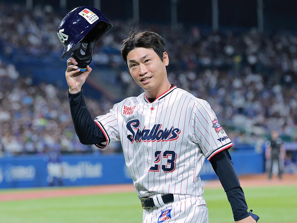 棒球英雄需要怎樣的「引退儀式」？先來看看養樂多燕子隊「安打神」青木宣親的引退現場- 龍貓大王通信電子報, image size:1200x900