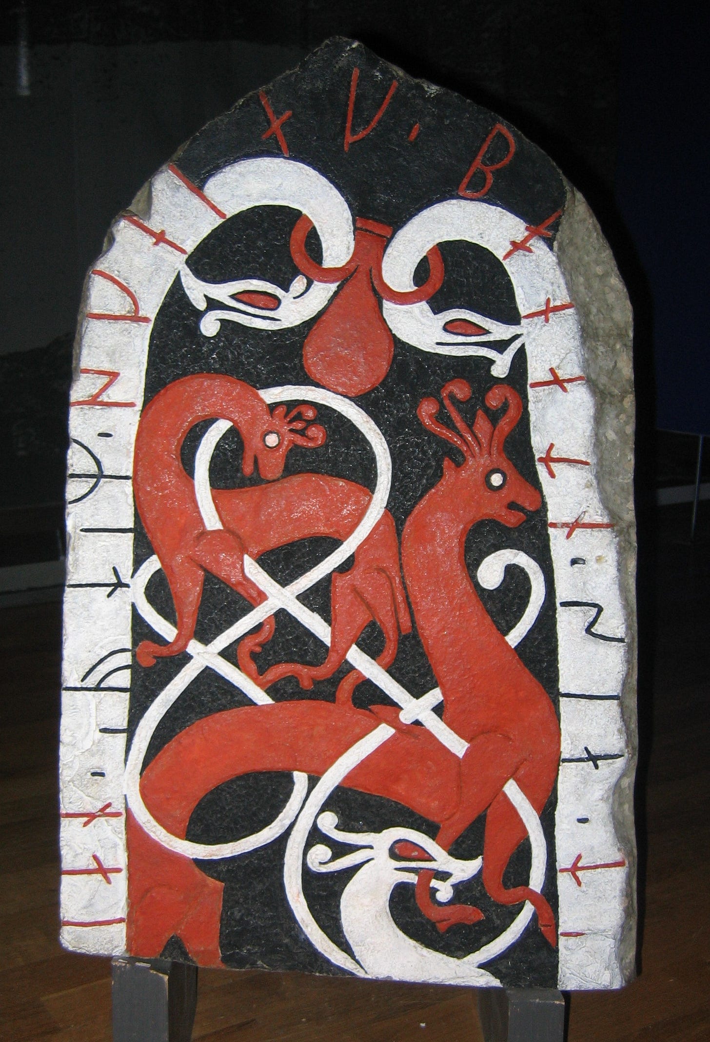 https://upload.wikimedia.org/wikipedia/commons/8/87/%C3%96l_Fv1911%3B274B%2C_Resmo.jpg