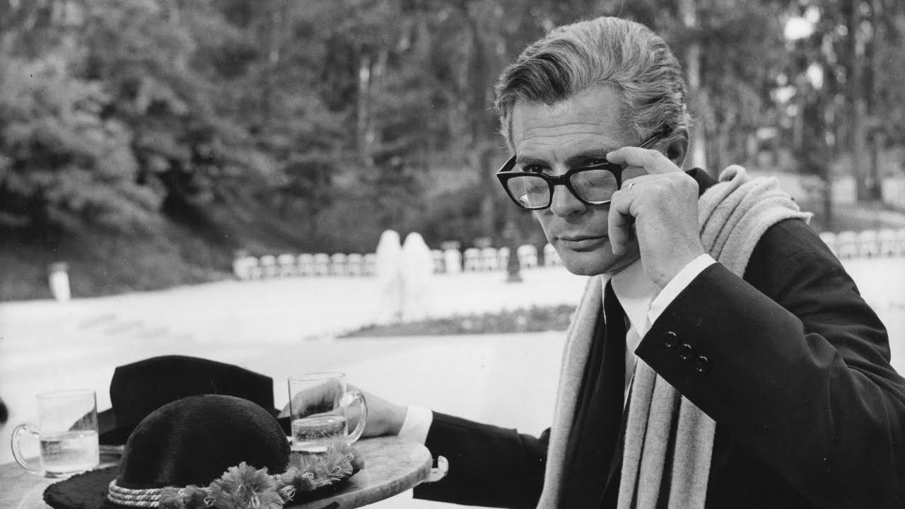 Federico Fellini - 8 1/2 (New Trailer) - In UK cinemas 1 May 2015 | BFI  Release - YouTube