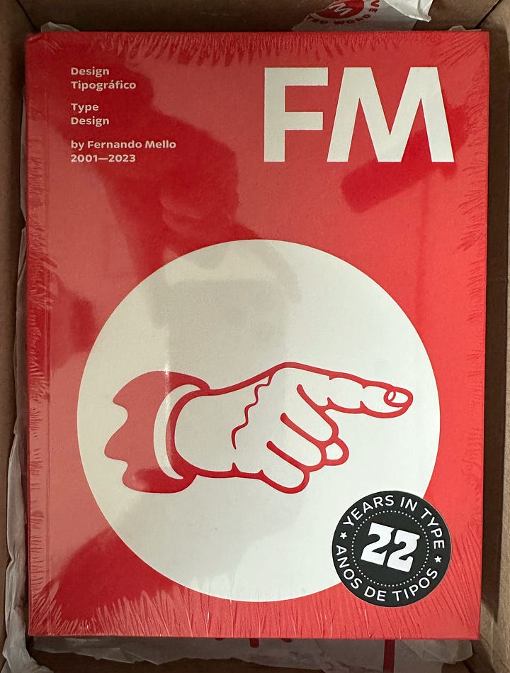 Imagens do livro Specimen №0̷: Desenho Tipográfico, por Fernando Mello.