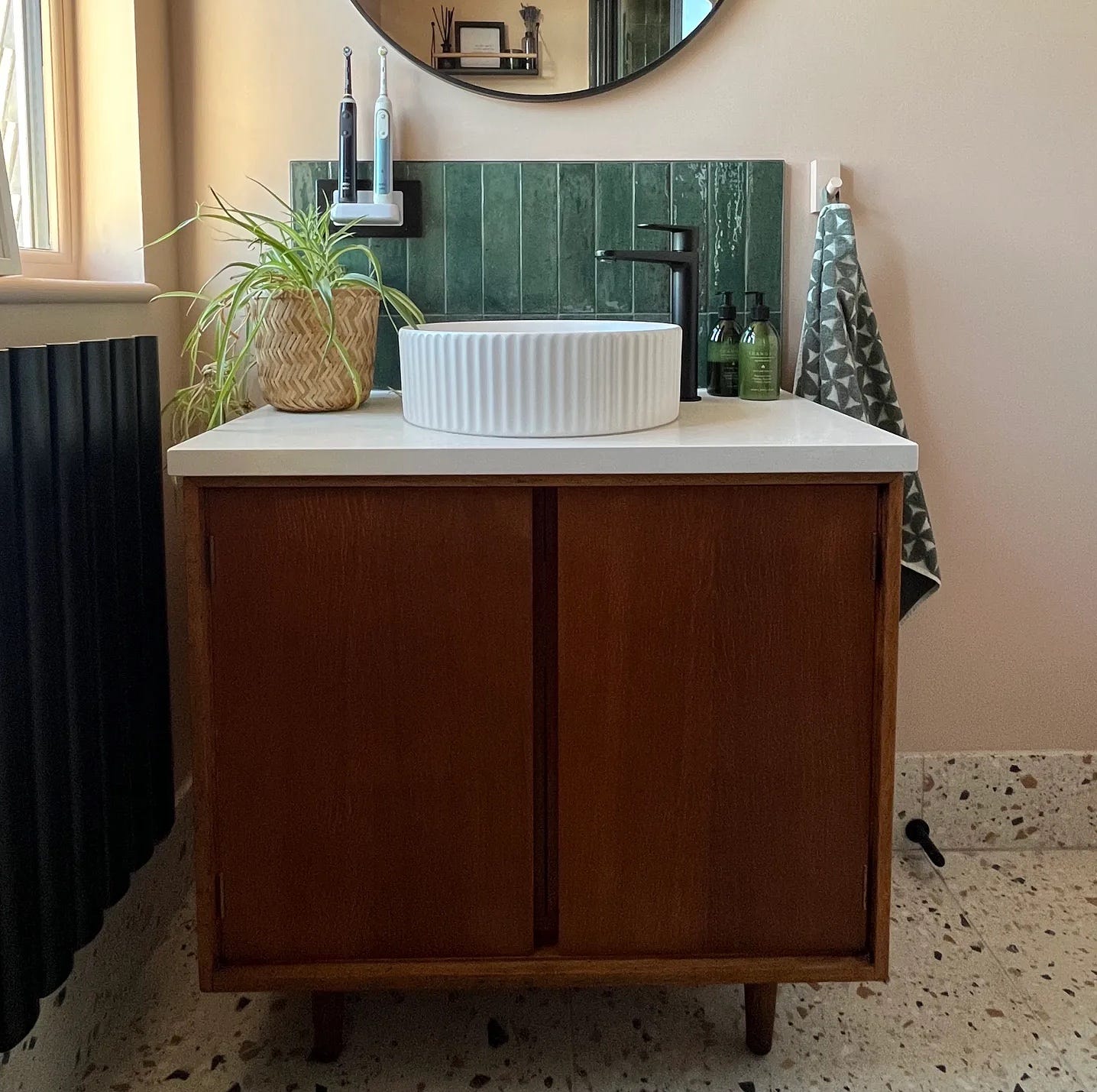 epicycle, bathroom unit, cabinet, bathroom vanity, bathroom storage, bathroom design
