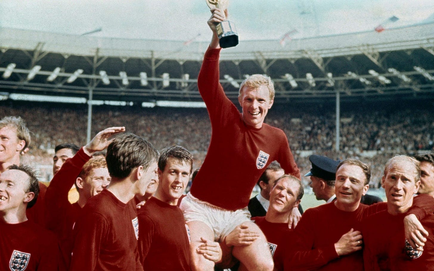 Geoff hurst hotsell