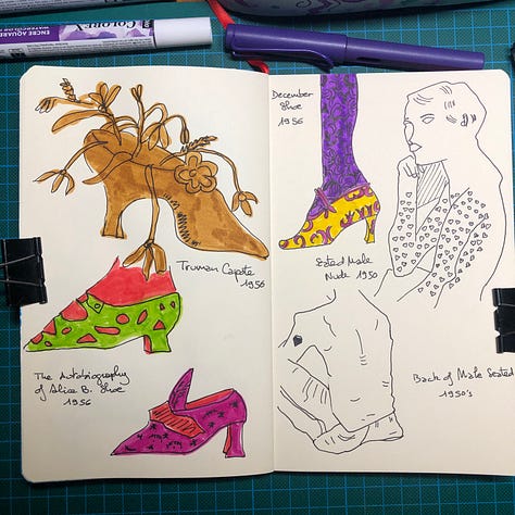 Photos de 3 doubles-pages de mon sketchbook posé sur mon tapis de découpe. On y voit les reproductions d'illustrations d'Andy Warhol réalisées dans les années 50.