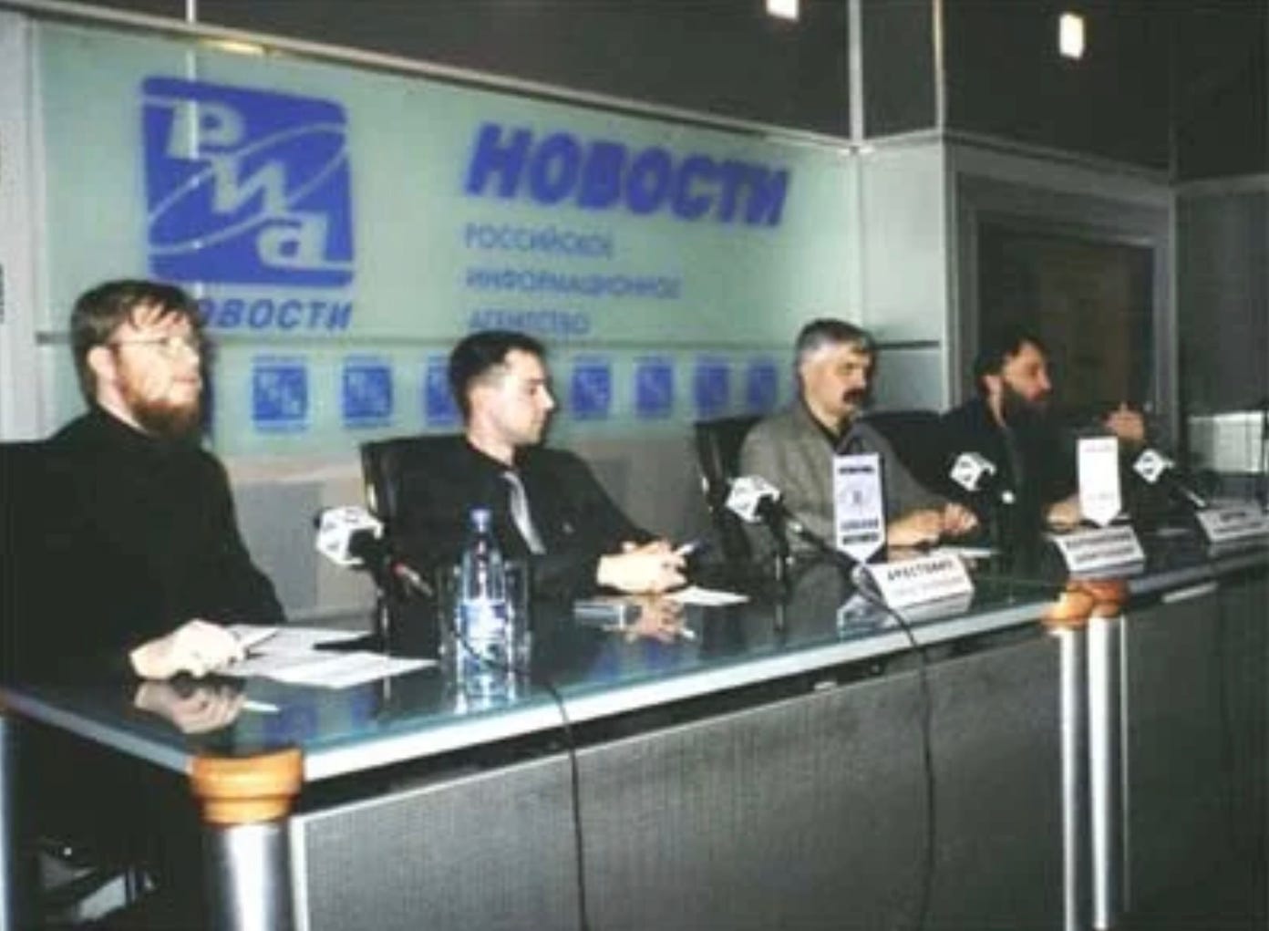 Зерна правды в море словоблудия: зачем нам Арестович | Спільне Зерна правды в море словоблудия: зачем нам Арестович | Спільне