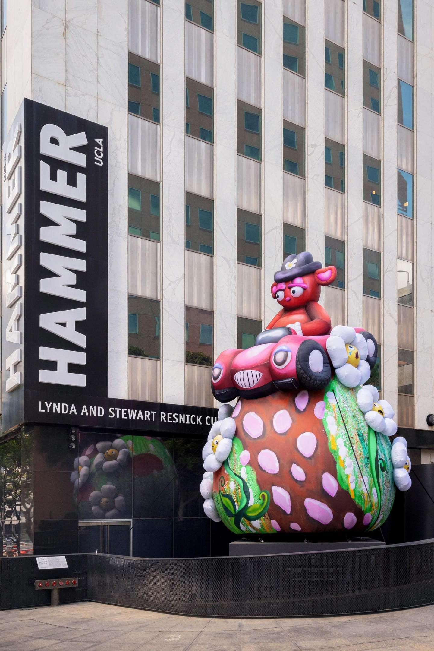 16. Work by Alake Shilling_Image credit_ Made in L.A. 2025, installation view. Hammer Museum, Los Angeles, October 5, 2025–March 1, 2026. Photo□ Sarah Golonka