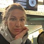 Bella Mackie's avatar