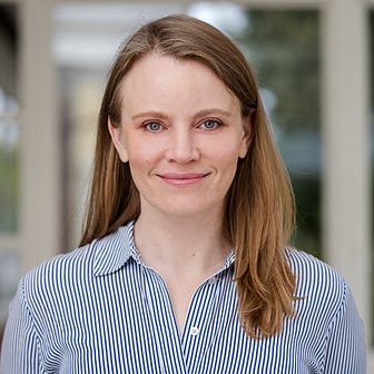 Cate Hall's avatar