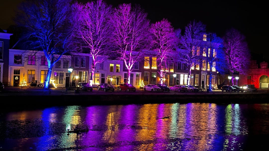 The Planet 🌎  - Painting with Light in Zierikzee: An Evening at the Sea Light Festival