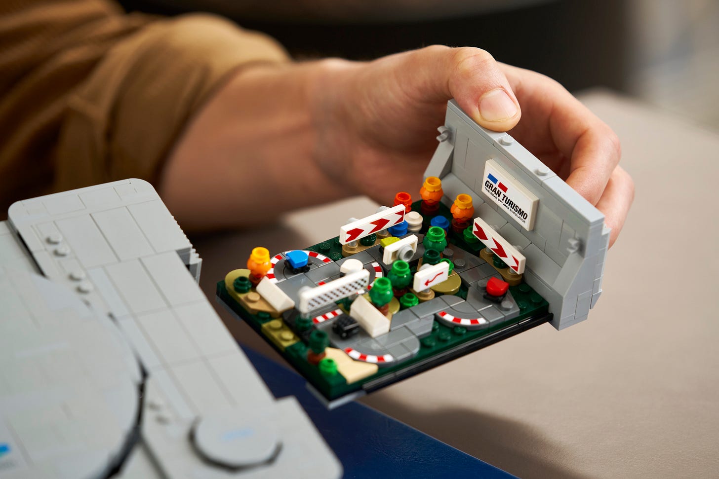 LEGO PlayStation Gran Turismo diorama