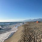 How to find free beaches in Italy