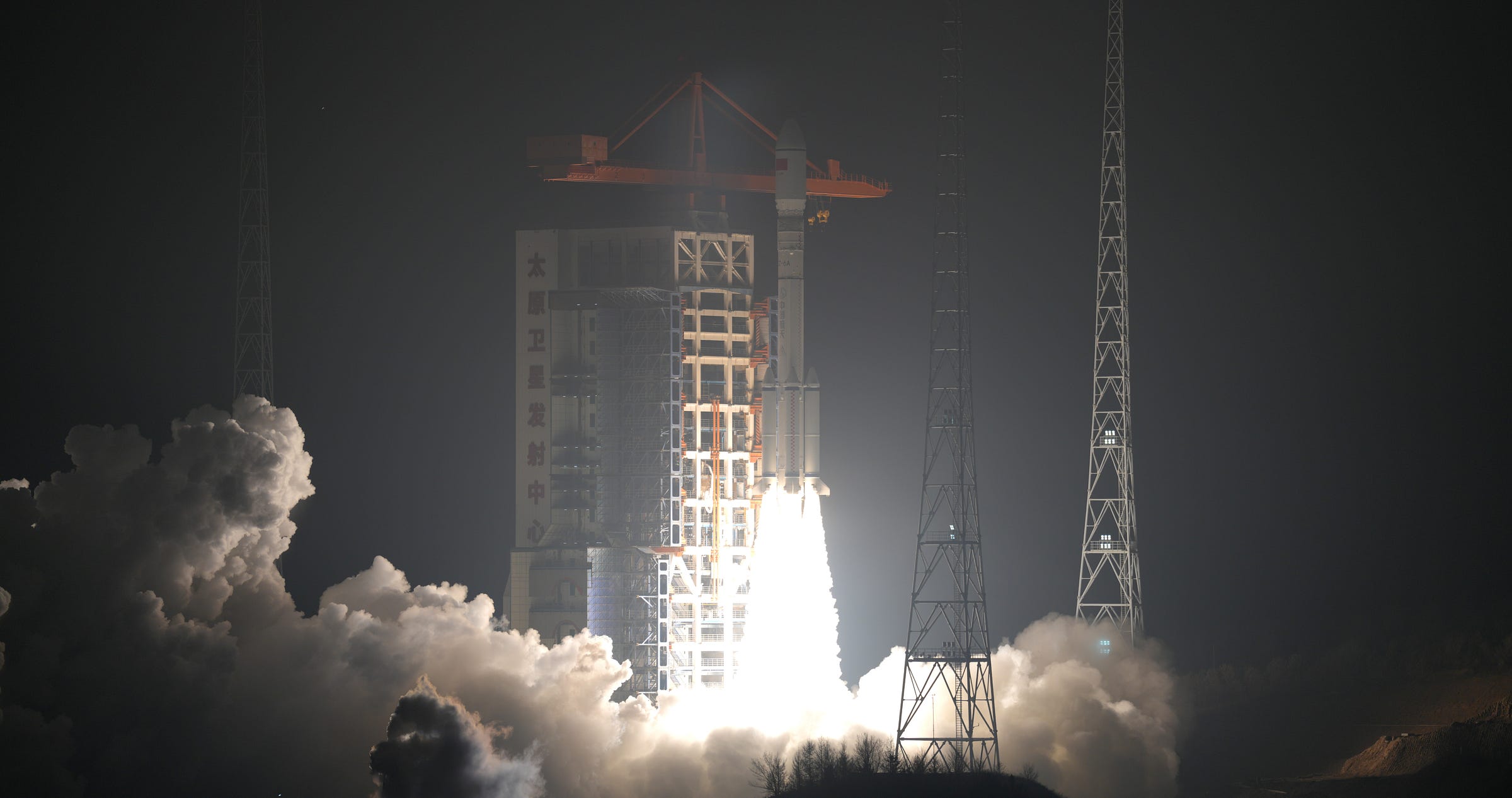 The Long March 6A Y17 vehicle blasting off from Launch Complex 9A at the Taiyuan Satellite Launch Center on April 8th/9th 2026.