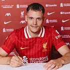 What makes Florian Wirtz special, and how does Mohamed Salah fit into that?