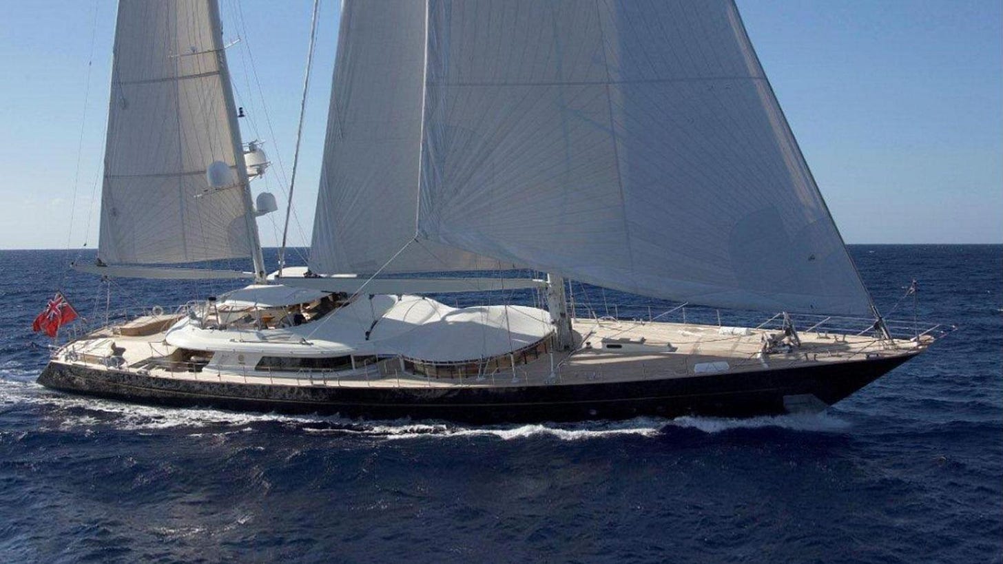 luna-sailing-boat luna-sailing-boat