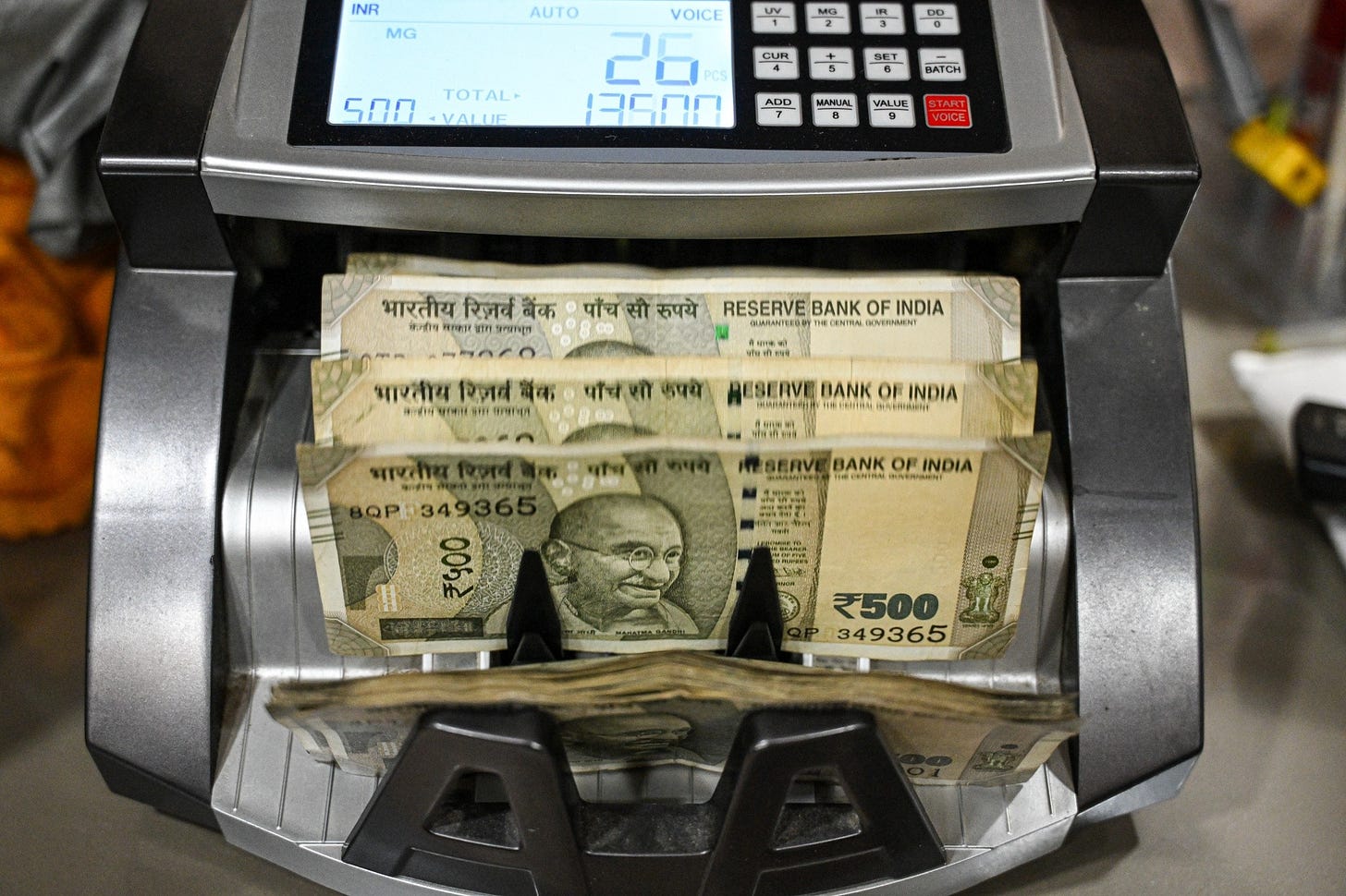 PETER LEWIS作 d5d9888e-6dd7-42ac-ba6f-