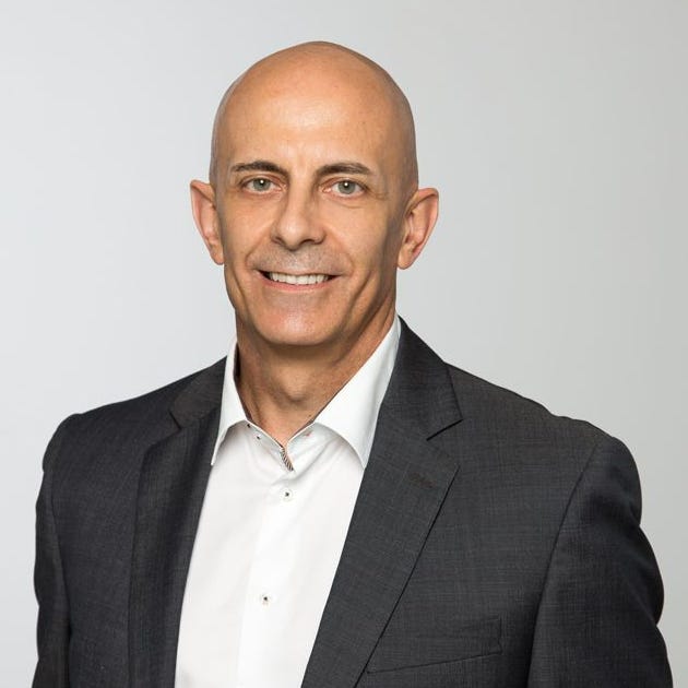 Customer Service Leadership in the age of AI