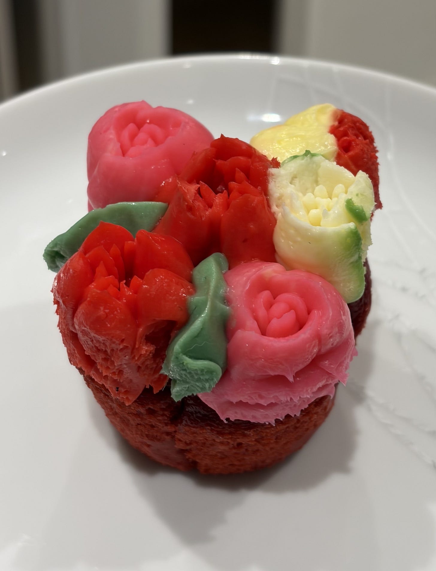 floral boutique cake for valentines