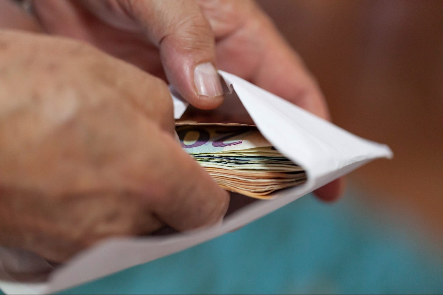 What Is 'Cash Stuffing?' How an Analog Practice Helps You Save |  Entrepreneur