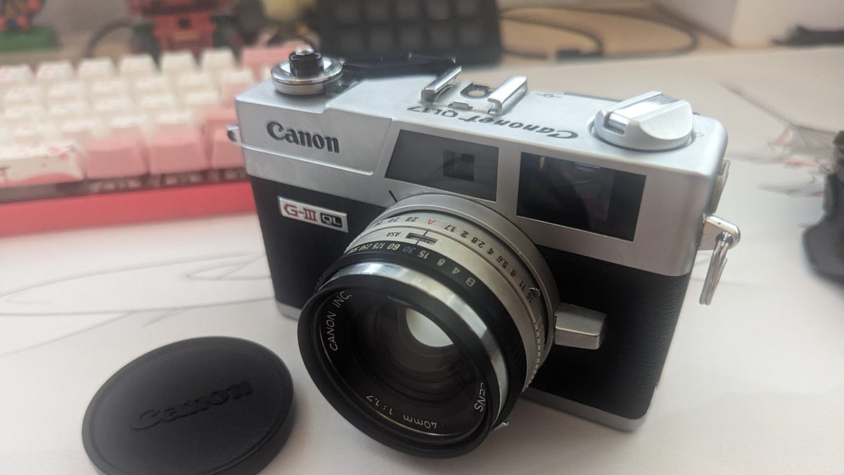 Canon Canonet QL17 G-III - Review - by Eric Chin