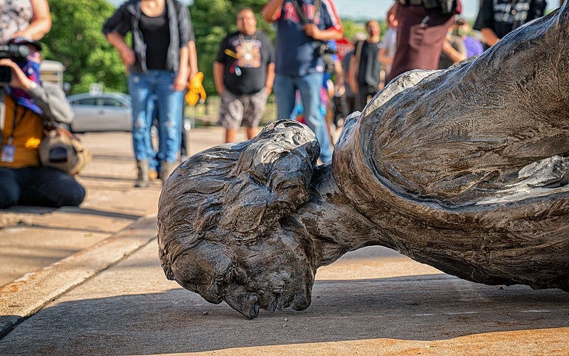 File:Christopher Columbus Statue Torn Down at Minnesota State Capitol on June 10, 2020.jpg