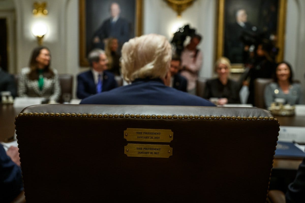 President Donald Trump holds a cabinet meeting, Tuesday, December 2, 2025, in the Cabinet Room of the White House. (Official White House Photo by Daniel Torok)