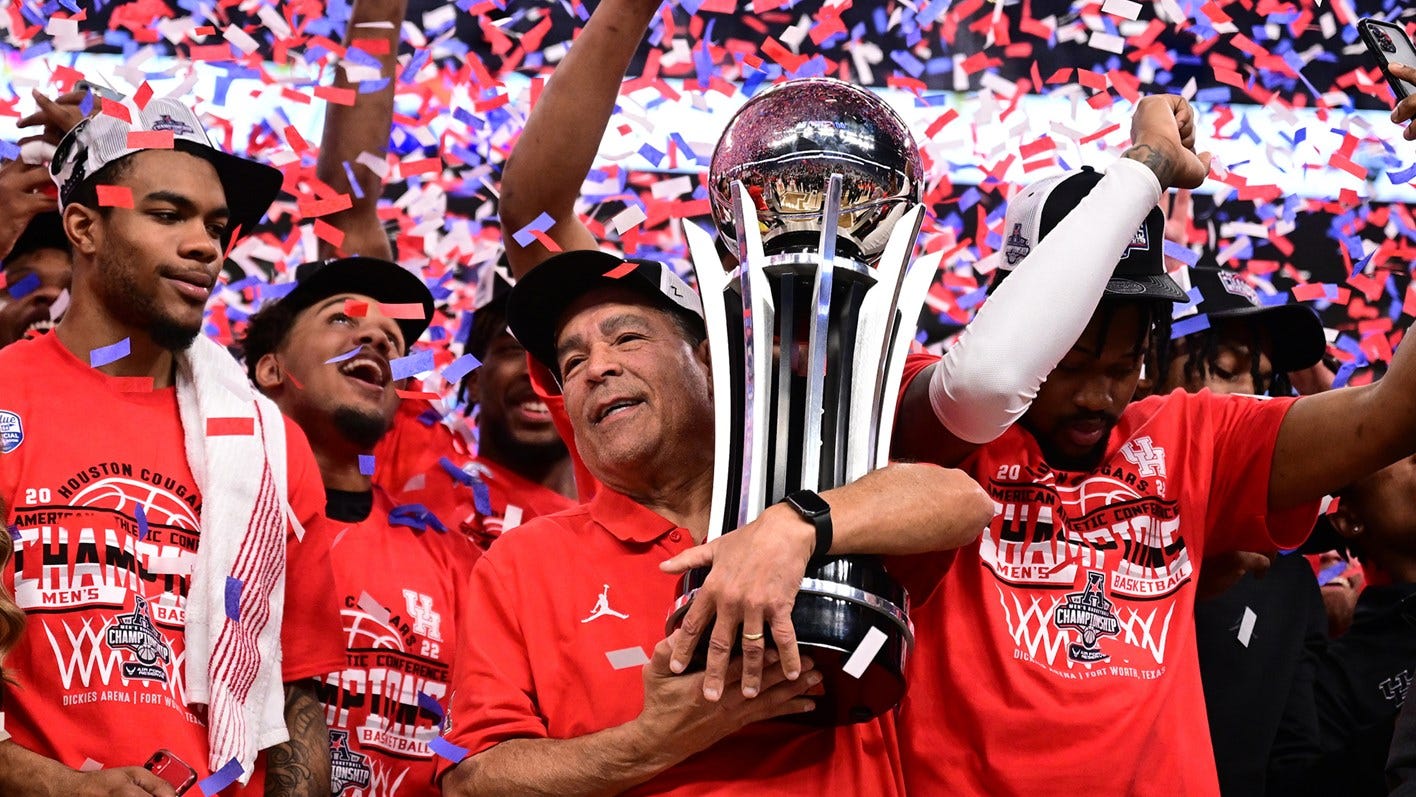 No. 1 Houston Wins 2022 Air Force Reserve American Athletic Conference  Men's Championship with 71-53 Win over No. 3 Memphis - American Athletic  Conference