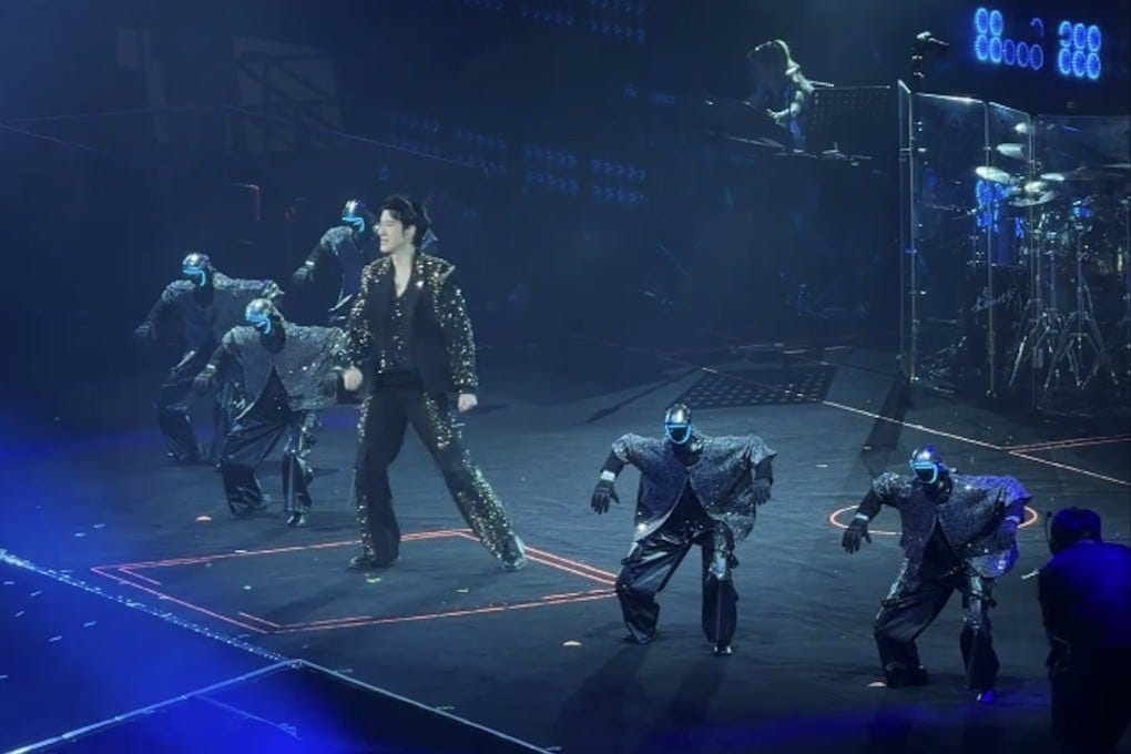 Unitree robots dance on stage with singer Wang Leehom in Chengdu last Thursday. Photo: Handout