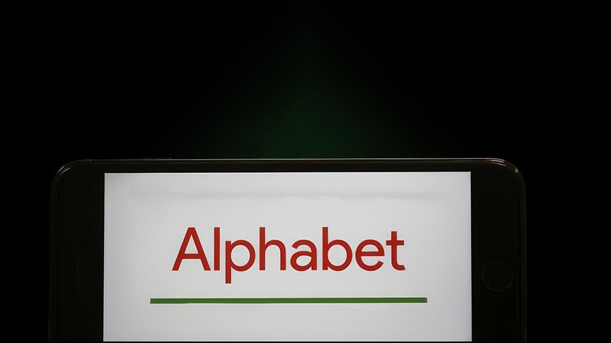 Alphabet'in geliri ve karı geçen yılın son çeyreğinde arttı Alphabet'in geliri ve karı geçen yılın son çeyreğinde arttı
