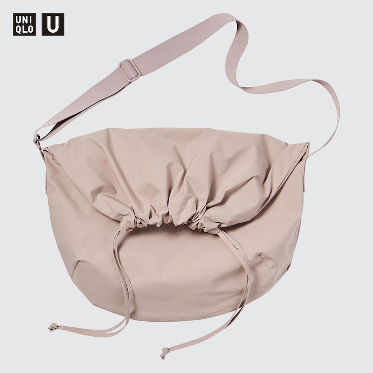 U Drawstring Shoulder Bag