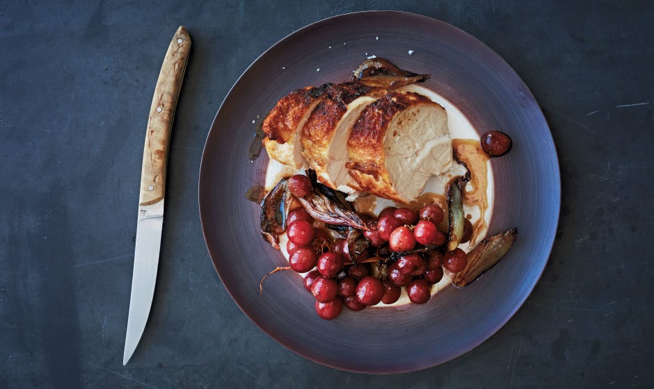 oven-roasted-chicken-with-grapes-940x560