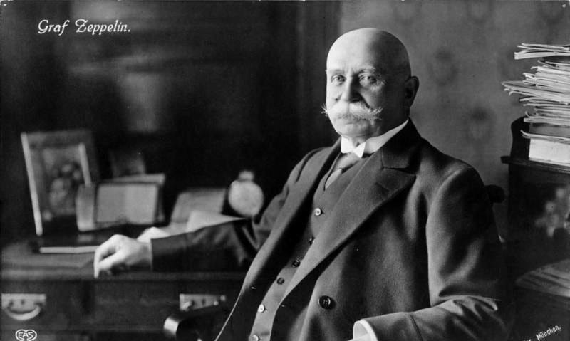 File:Bundesarchiv Bild 146-1972-099-15, Ferdinand Graf Zeppelin am Schreibtisch.jpg